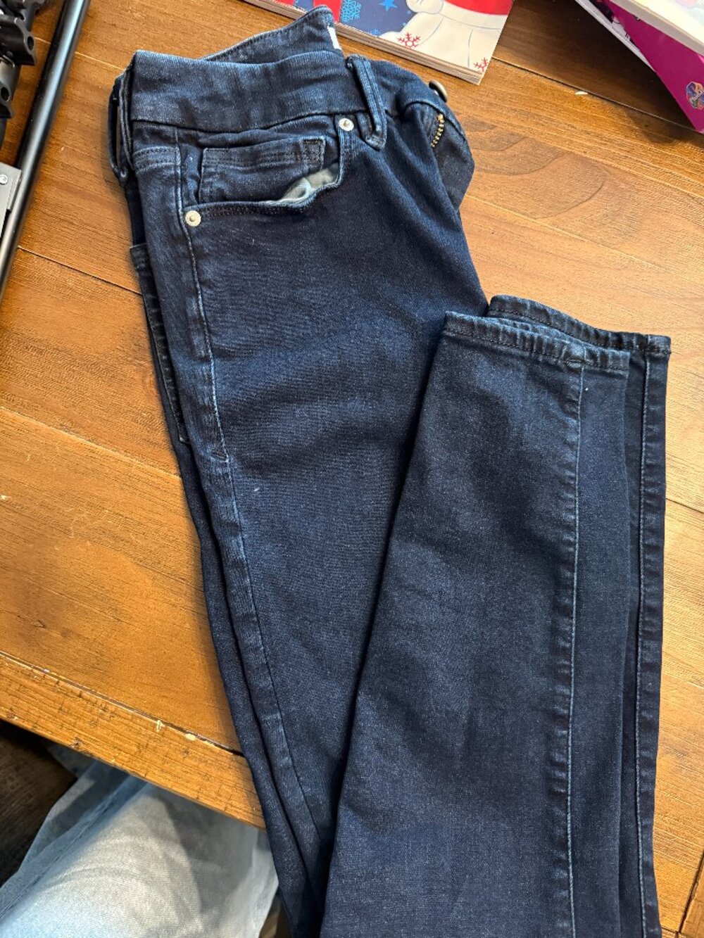Good American Always Fits Good Legs Straight jeans in dark wash